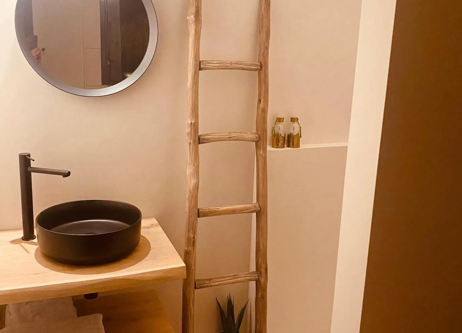 גנט Bohemien Garden Room לינה וארוחת בוקר